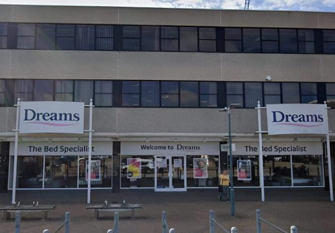 St Georges Way, Stevenage to rent Building Photo- Image 1 of 1