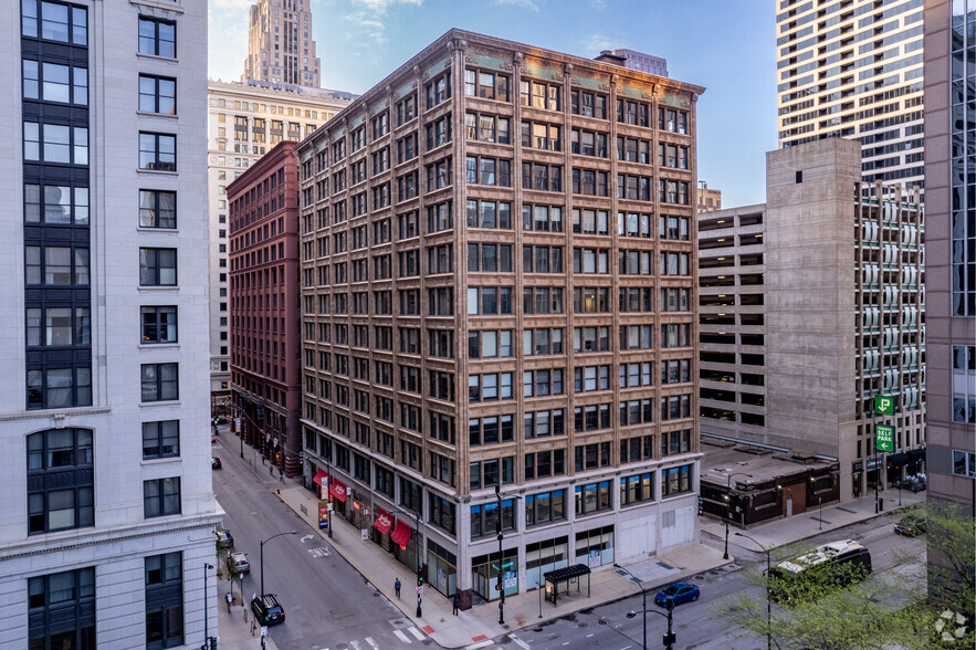 223 W Jackson Blvd, Chicago, IL for rent - Primary Photo - Image 1 of 25