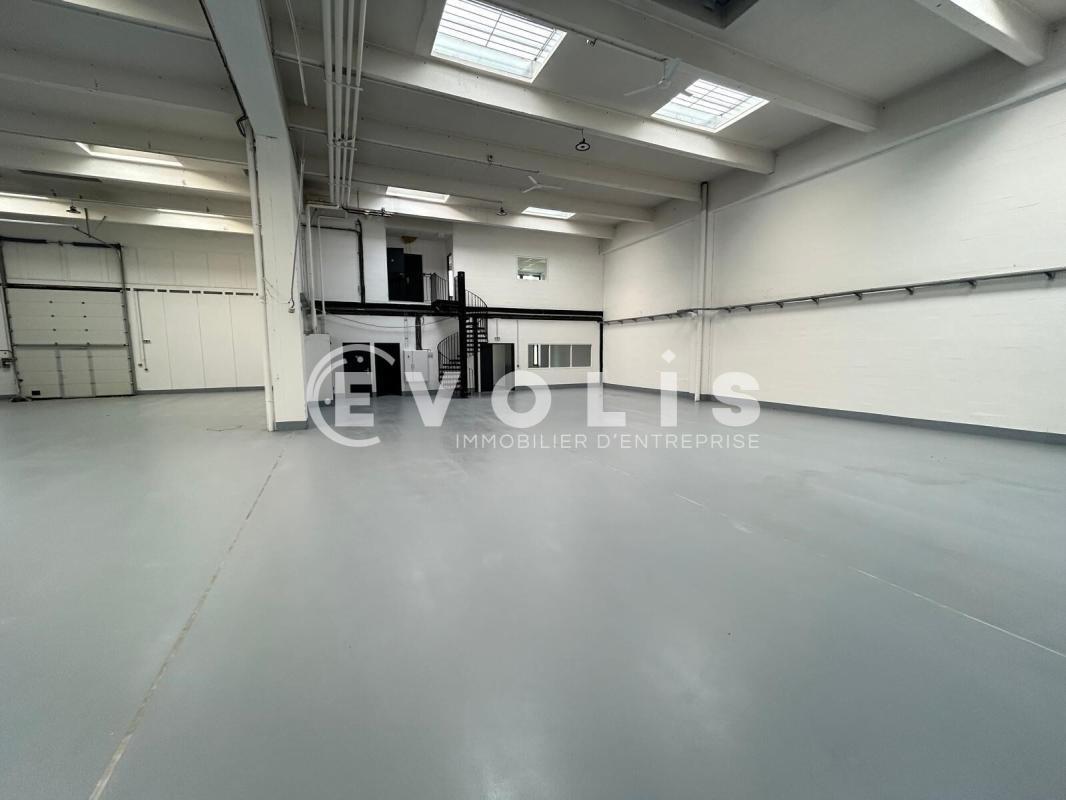 Office in Évry-Courcouronnes to rent Interior Photo- Image 1 of 7