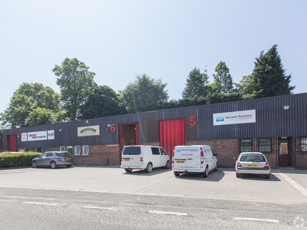 Fence Ave, Macclesfield, SK10 1LT UK