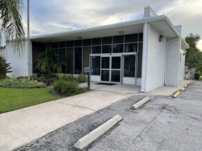 6801 S West Shore Blvd, Tampa, FL for rent Building Photo- Image 2 of 11