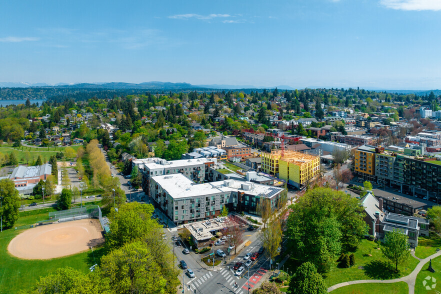 4720 Rainier Ave S, Seattle, WA for rent - Building Photo - Image 1 of 7