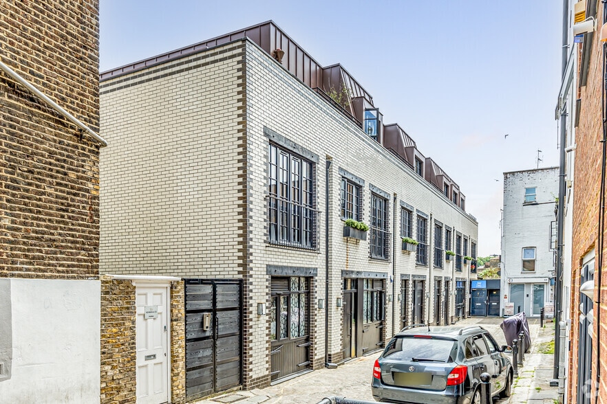 Pratt Mews, London to rent - Primary Photo - Image 1 of 6