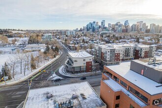 454 14 St NW, Calgary, AB - aerial  map view - Image1