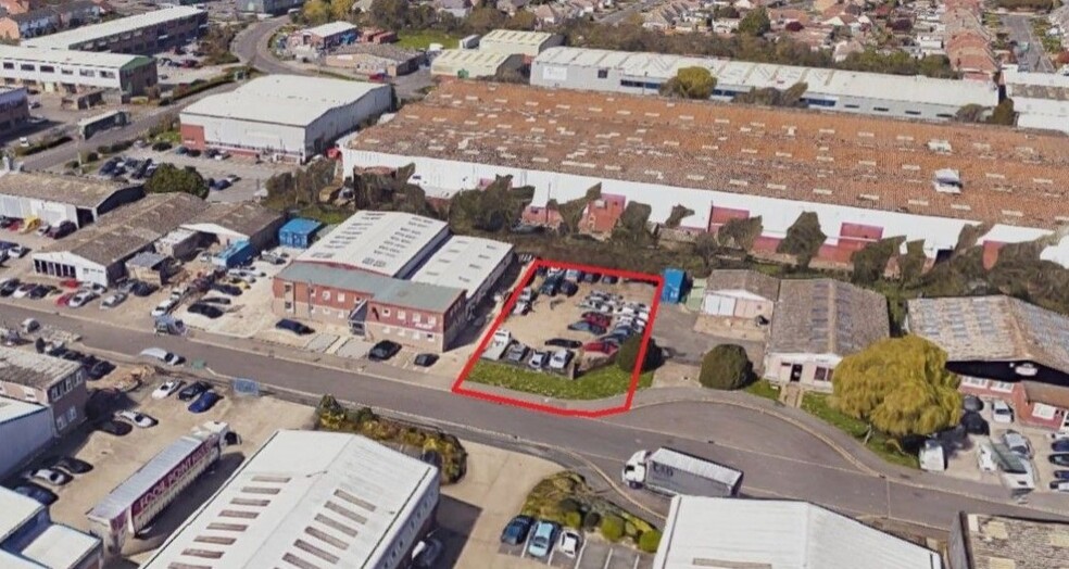 4 Airfield Rd, Christchurch for sale - Aerial - Image 1 of 1