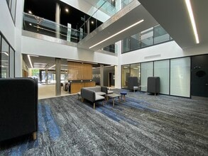 160 Dundee St, Edinburgh to rent Interior Photo- Image 1 of 3