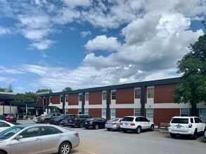 2550 Windy Hill Rd SE, Marietta, GA for rent Building Photo- Image 2 of 3