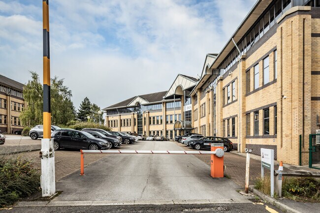 More details for 5 New Augustus St, Bradford - Office to Rent