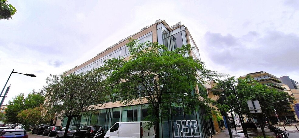 24 Rue Martre, Clichy to rent - Building Photo - Image 1 of 13