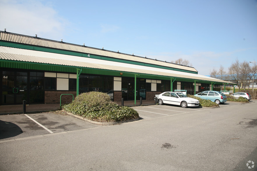 Wavertree Blvd S, Liverpool to rent - Building Photo - Image 2 of 4