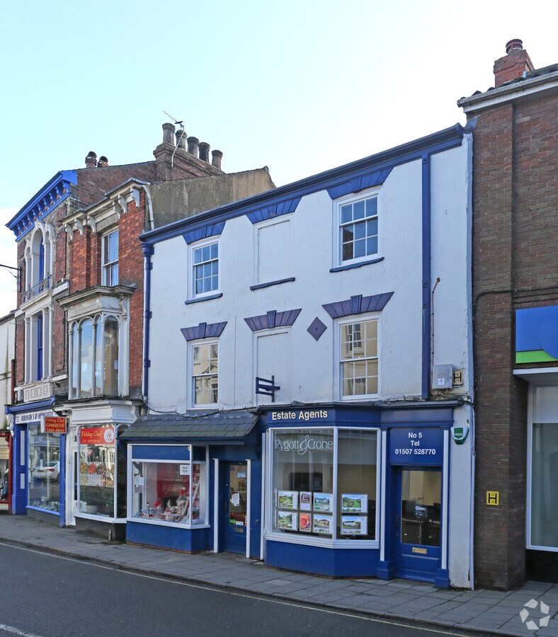 5 High St, Horncastle LN9 5HP UK