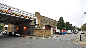 Geffrye St, London LND - Warehouse