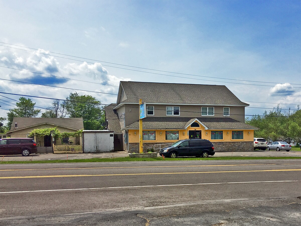 1182 Pocono Blvd, Mount Pocono 18344 UK