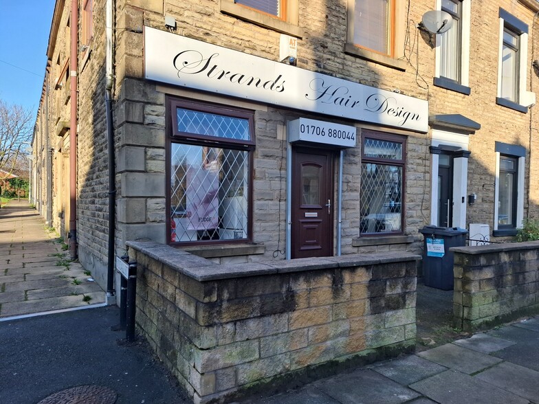 53 Milnrow Rd, Oldham for sale - Building Photo - Image 1 of 2