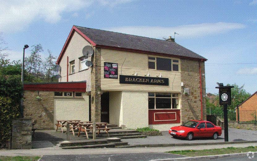 Bracken Bank Grove, Keighley for sale - Primary Photo - Image 1 of 1