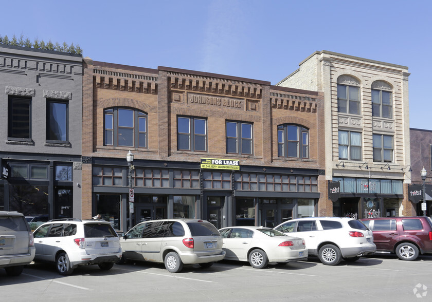 216-218 Broadway N, Fargo, ND for rent - Building Photo - Image 1 of 18