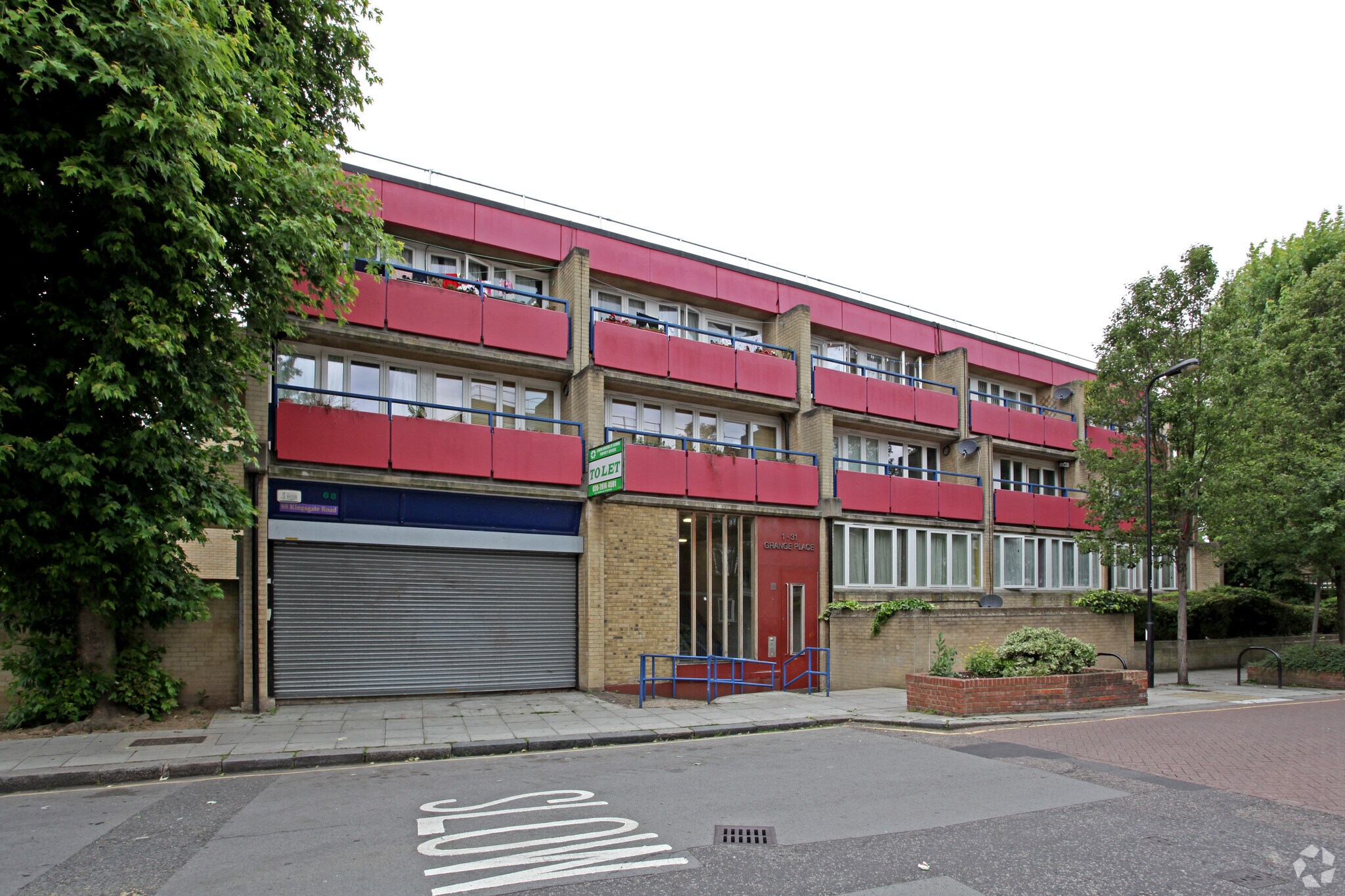 68 Kingsgate Rd, London to rent Primary Photo- Image 1 of 2