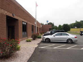 9 Business Park Dr, Branford, CT for rent Building Photo- Image 1 of 5