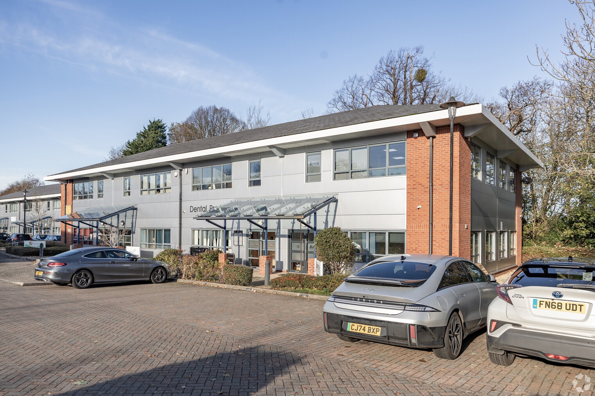 Macrae Rd, Bristol to rent Primary Photo- Image 1 of 4