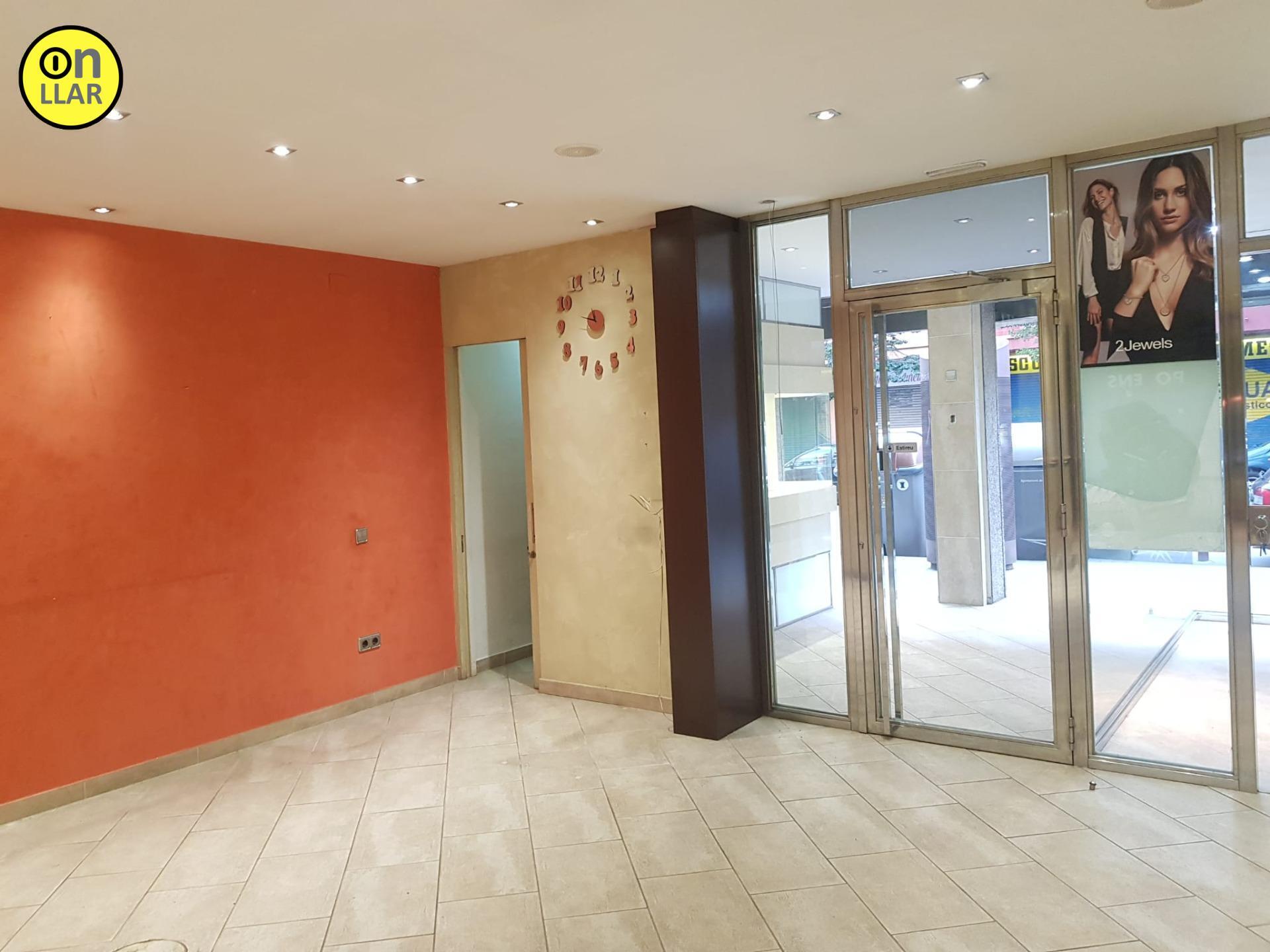 Retail in Granollers, Barcelona to rent Interior Photo- Image 1 of 15
