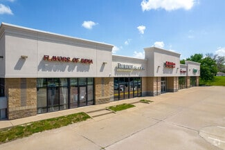 More details for 2660 E 53rd St, Davenport, IA - Office/Retail for Rent