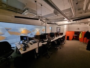 3-5 Vandon St, London to rent Building Photo- Image 2 of 3