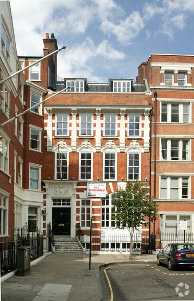 15 Devonshire Sq, London to rent - Building Photo - Image 2 of 4