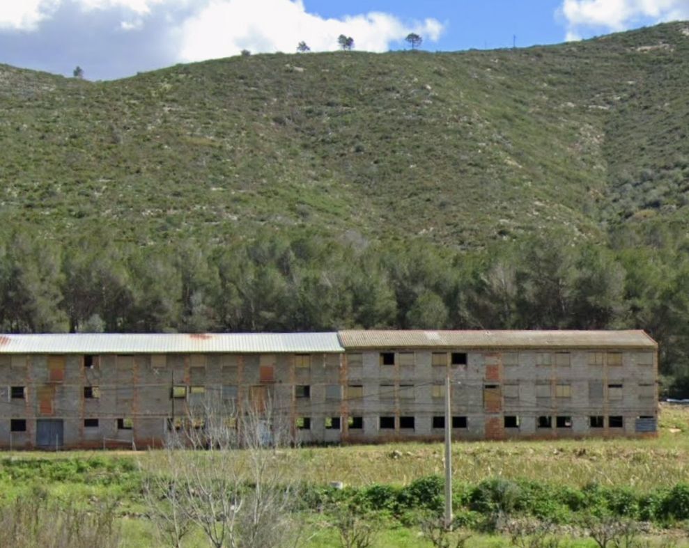 Industrial in València for sale Building Photo- Image 1 of 7