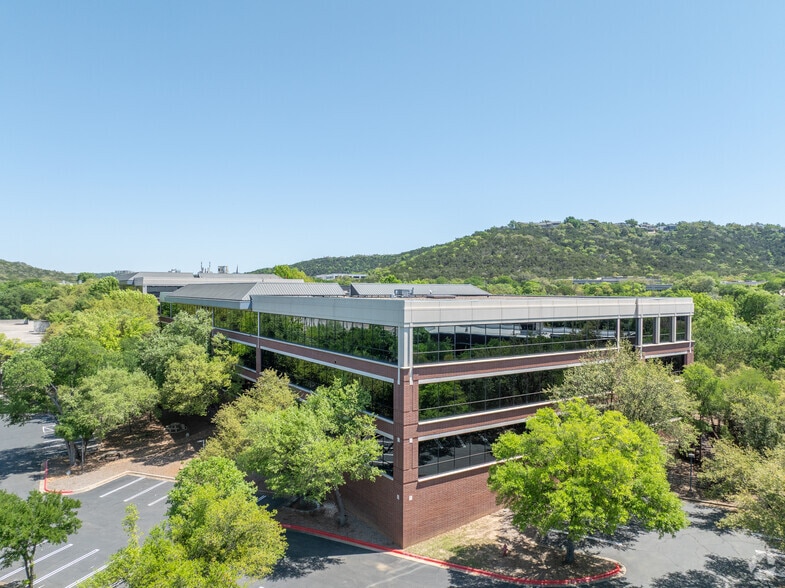 7600 Capital Of Texas Hwy N, Austin, TX to rent - Building Photo - Image 2 of 19