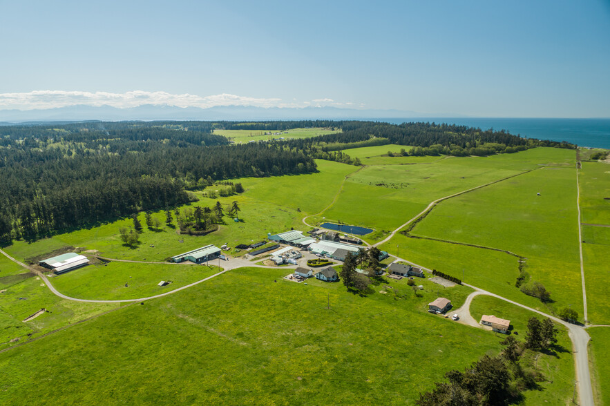 1570 Wieldraayer Rd, Oak Harbor, WA for sale - Building Photo - Image 2 of 30