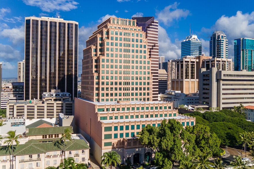 1099 Bishop St, Honolulu, HI for sale - Primary Photo - Image 1 of 1