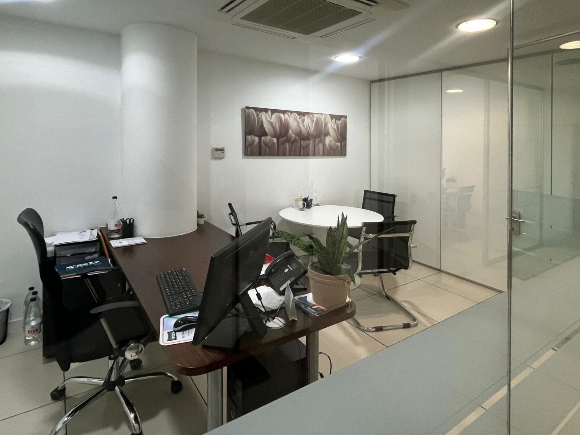 Office in Sabadell, Barcelona to rent Interior Photo- Image 1 of 4