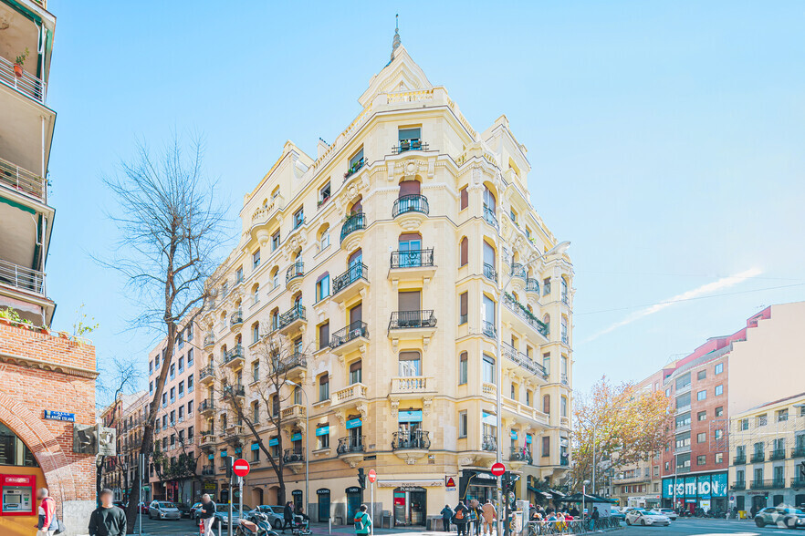 Calle Rodríguez San Pedro, 73, Madrid, Madrid for rent - Primary Photo - Image 1 of 6