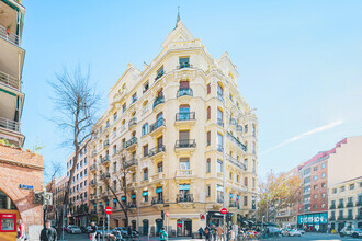 Calle Rodríguez San Pedro, 73, Madrid, Madrid for rent Primary Photo- Image 1 of 7