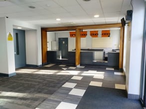 25-37 Market St, Armagh to rent Interior Photo- Image 2 of 4