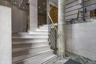 More details for 40 Rue Fortuny, Paris - Office to Rent