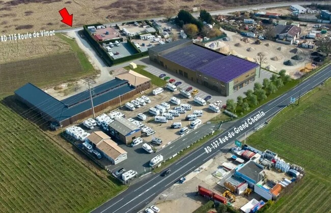 Location Local d'activités 230 m²