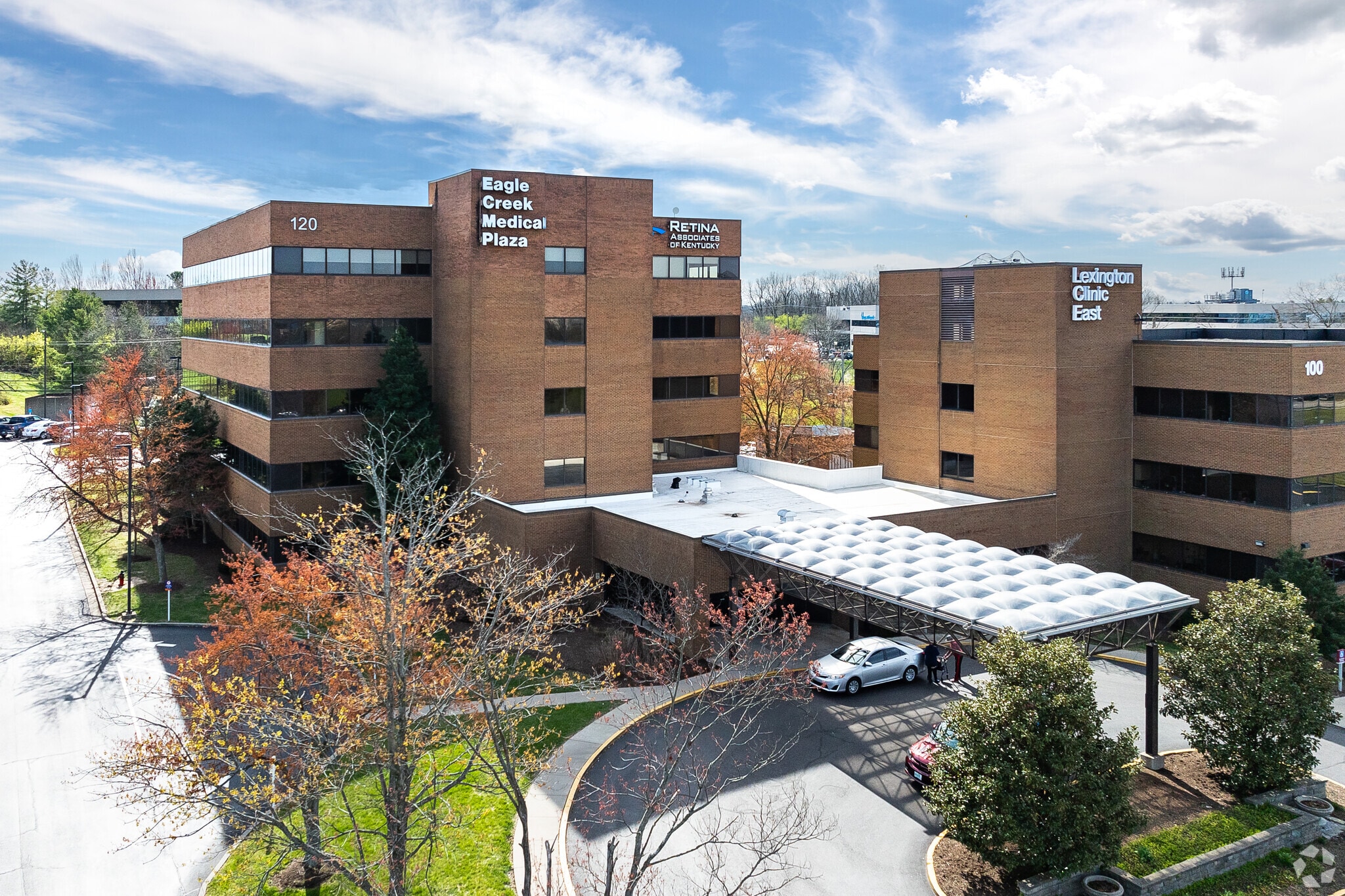 120 N Eagle Creek Dr, Lexington, KY to rent Building Photo- Image 1 of 12