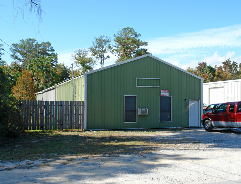 325 Cedar Ave S, Niceville, FL for rent - Building Photo - Image 2 of 4