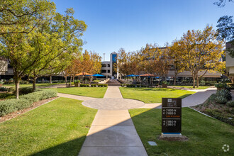 21820 Burbank Blvd, Woodland Hills, CA for rent Building Photo- Image 1 of 8