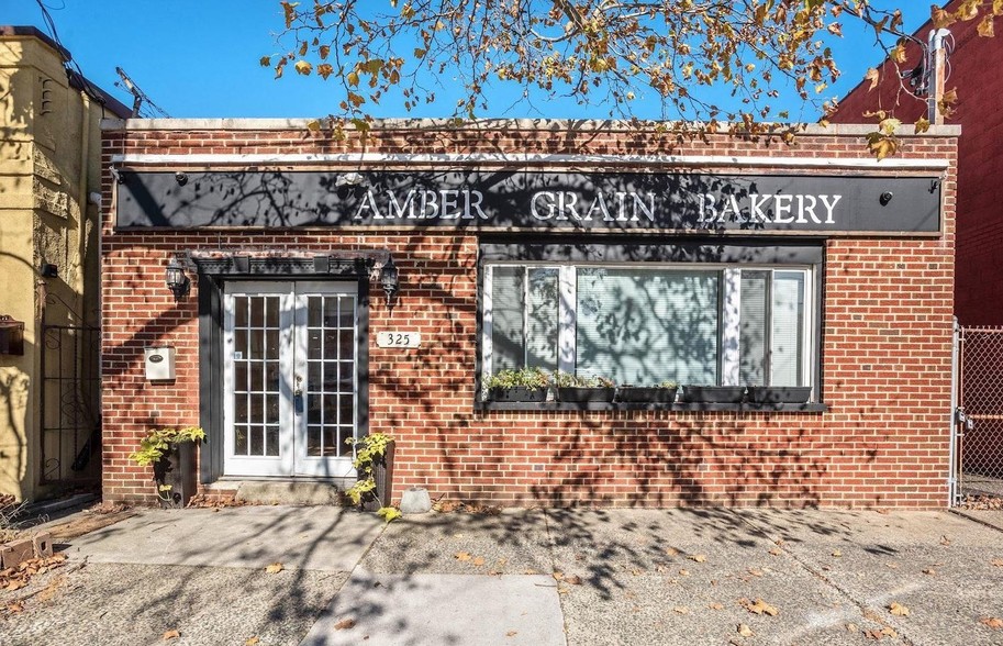 325 Haddon Ave, Collingswood, NJ for sale - Primary Photo - Image 1 of 1