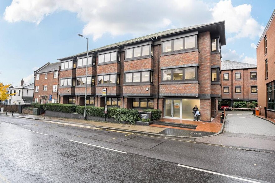 74-78 Victoria St, St Albans to rent - Building Photo - Image 1 of 14