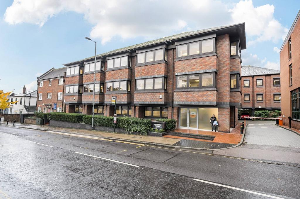 74-78 Victoria St, St Albans to rent Building Photo- Image 1 of 15