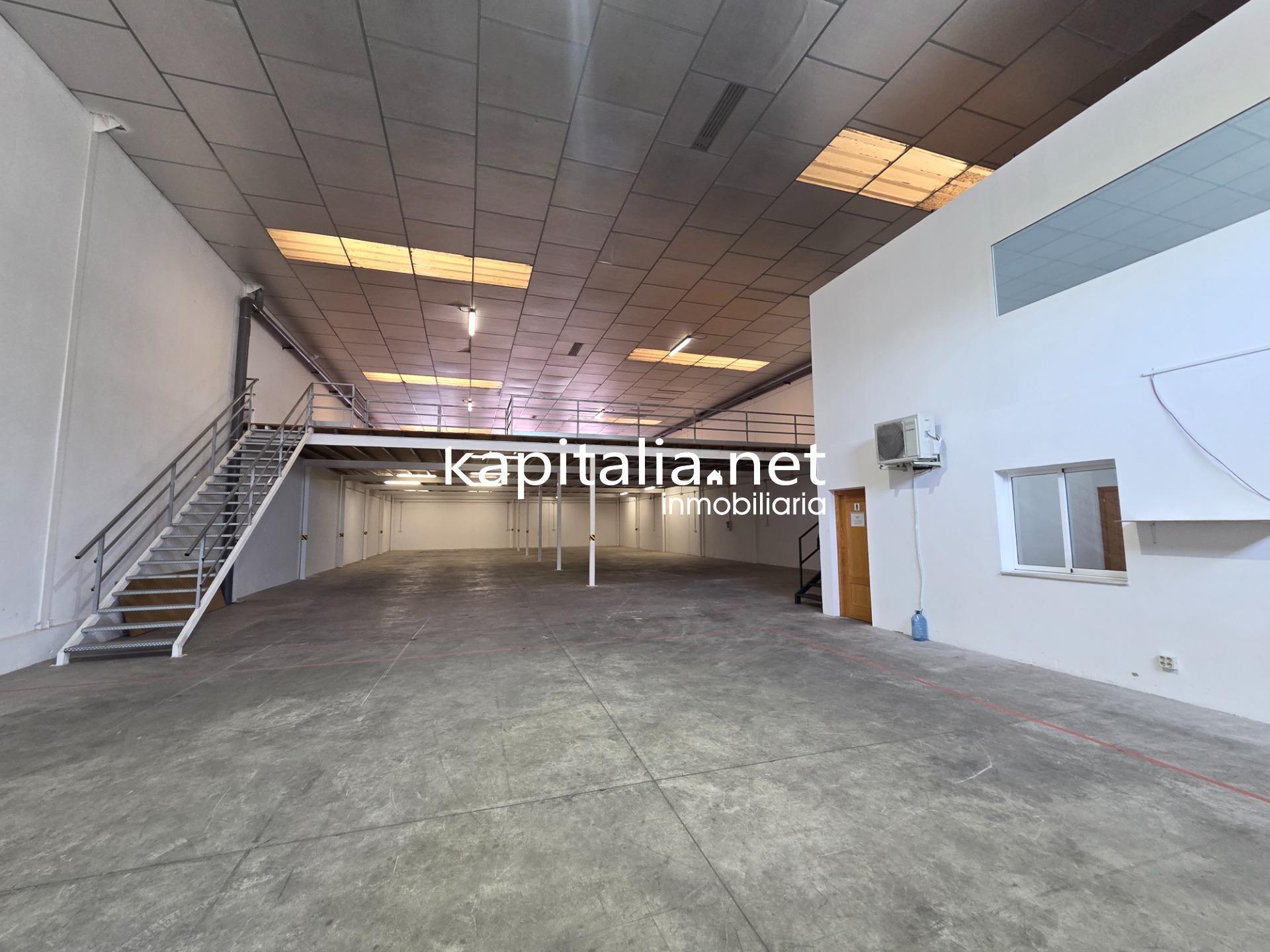 Industrial in Ontinyent, Valencia to rent Interior Photo- Image 1 of 14