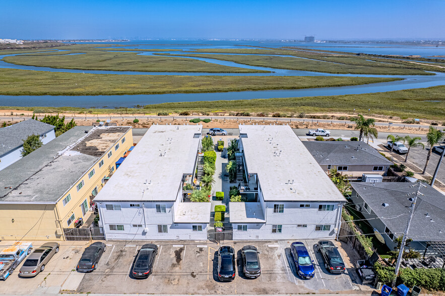 725-727 Boulevard Ave, Imperial Beach, CA for sale - Building Photo - Image 3 of 36