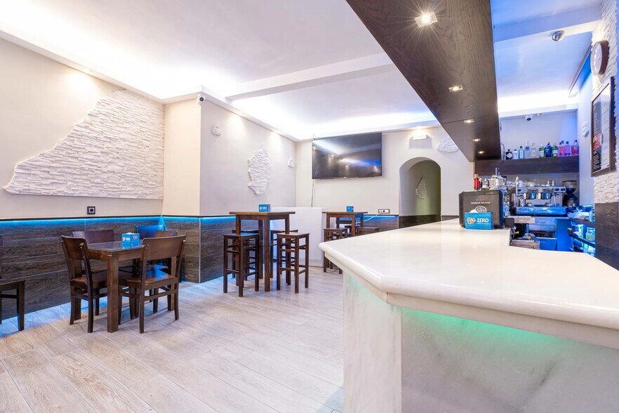 Retail in Carabaña, Madrid for sale - Building Photo - Image 2 of 12