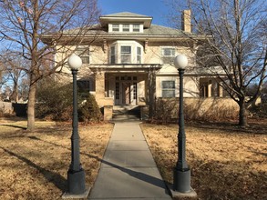 602 W 12th Ave, Emporia, KS for sale Primary Photo- Image 1 of 1