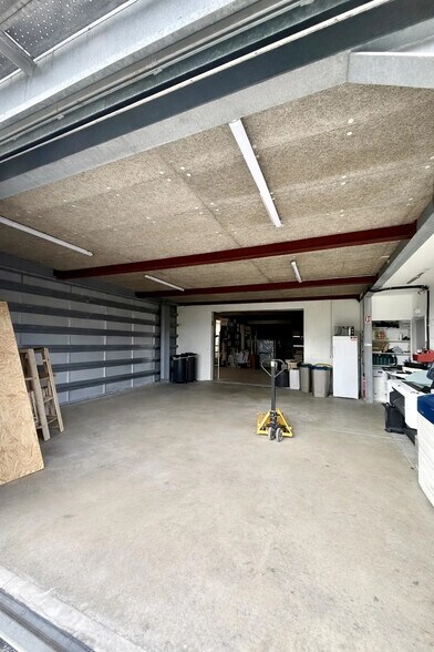 9 Rue De La Négresse, Biarritz to rent - Interior Photo - Image 2 of 8