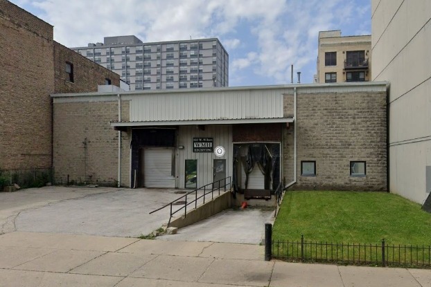 822 W Wilson Ave, Chicago, IL for rent - Building Photo - Image 1 of 17