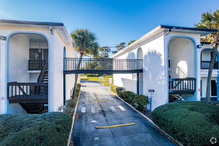 2228-2356 Winter Woods Blvd, Winter Park, FL to rent - Building Photo - Image 3 of 10